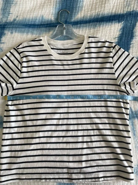 Everlane THE BOX-CUT TEE IN ESSENTIAL COTTON Bone & Black Stripe - Picture 12 of 14